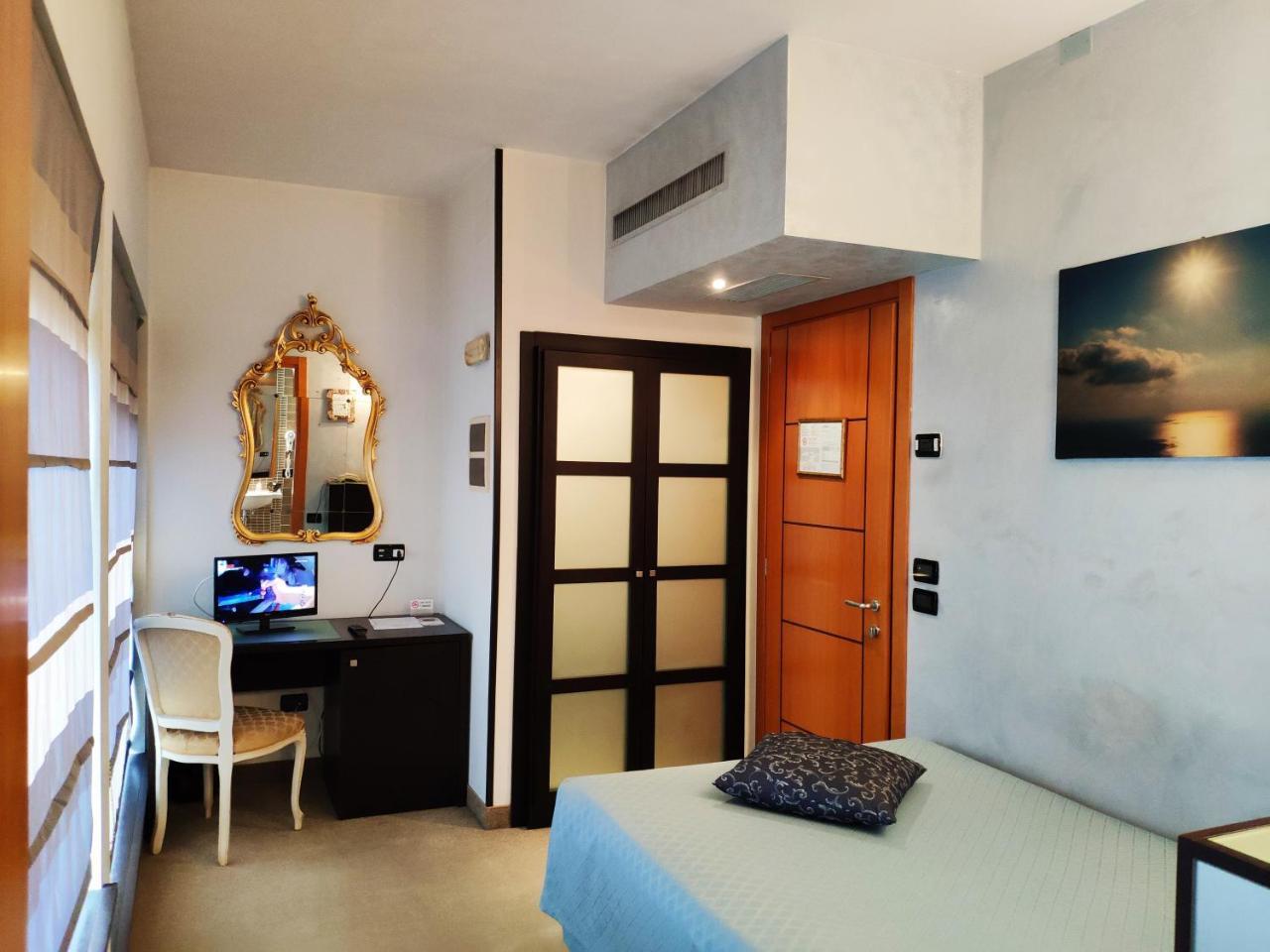 Hotel Feel Inn Venice Airport Rooms Экстерьер фото